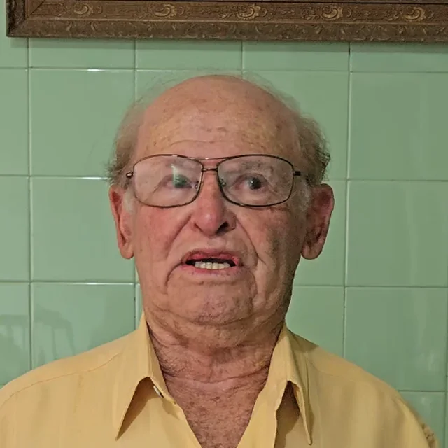 Seu Edivaldo, morador da comunidade